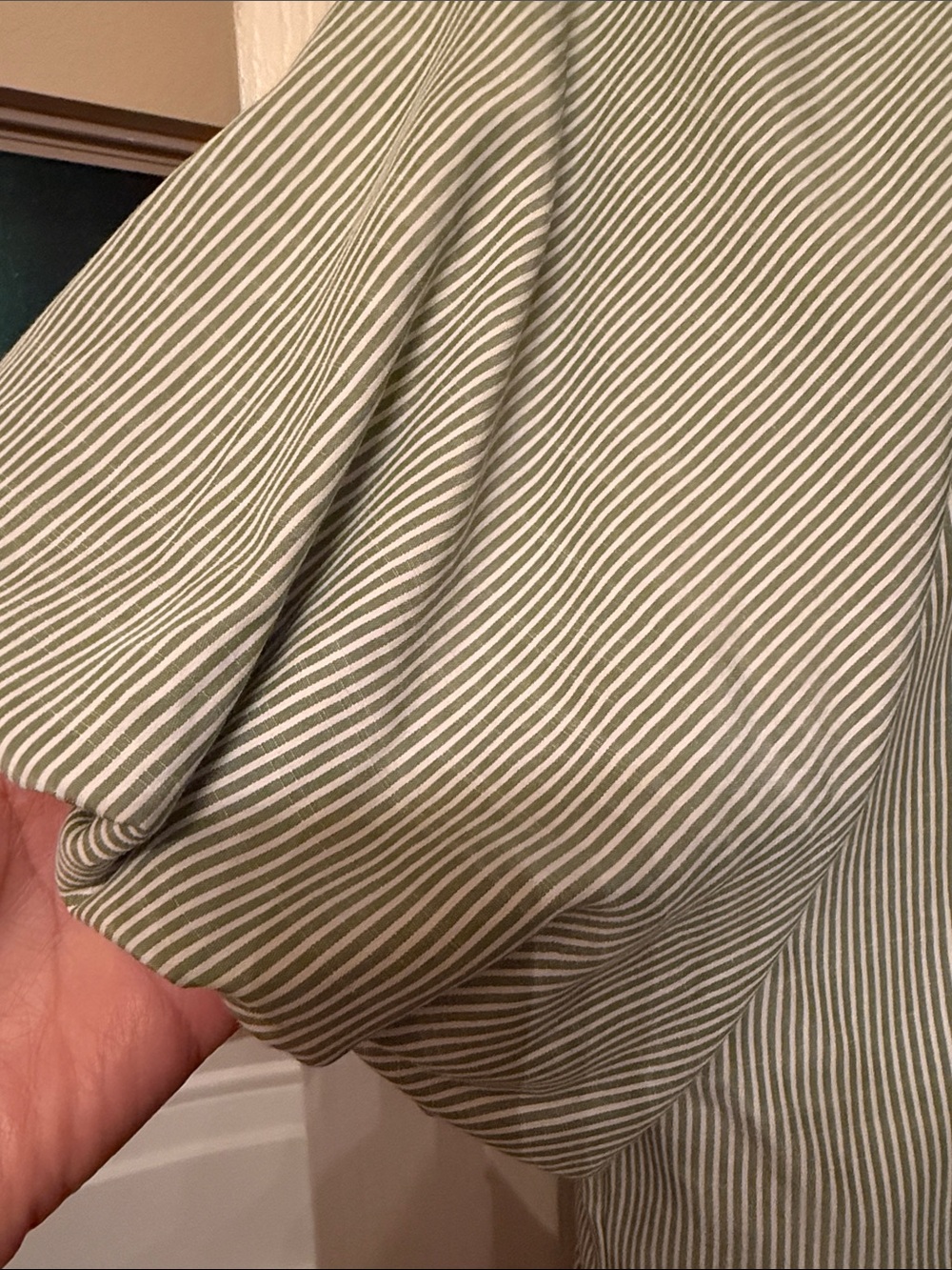 Max Studio Light Green Pinstripe Women’s Blouse- Size L - Picture 5 of 5